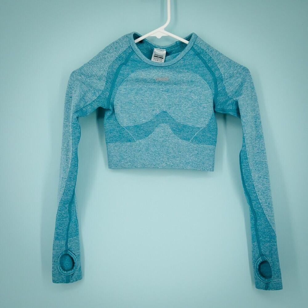 Gymshark Size XS Aqua Blue Cropped Crew Neck Long Sleeve Stretch Knit Active Top
